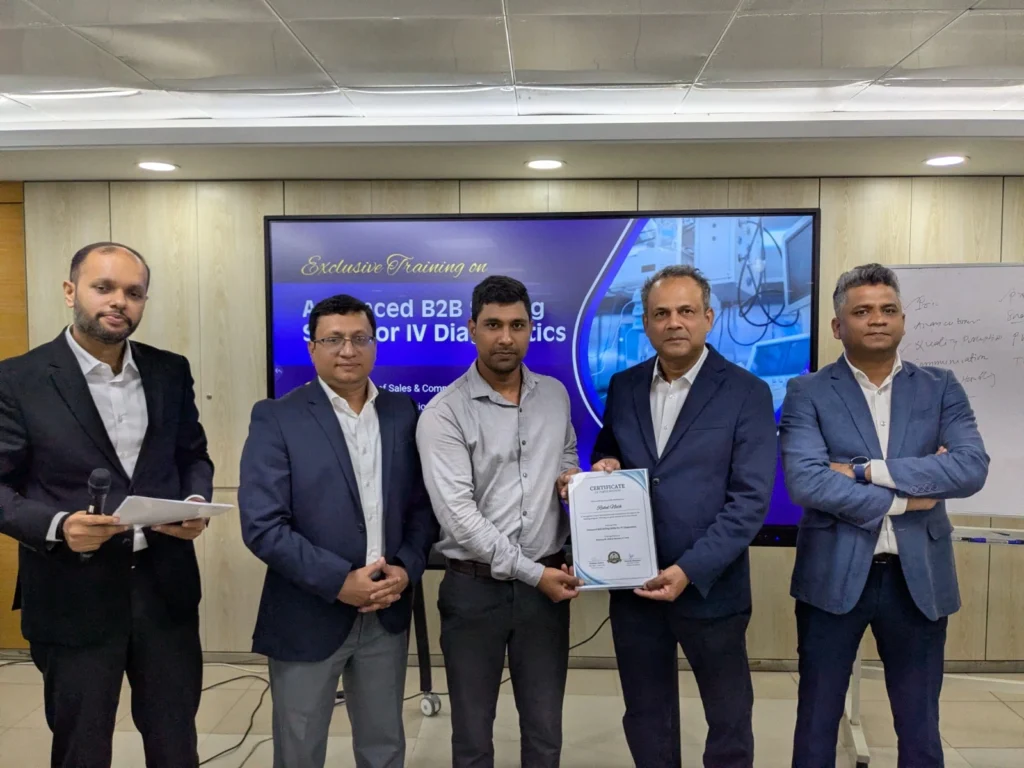 TalentShapeUp presenting certificate after healthcare diagnostics training